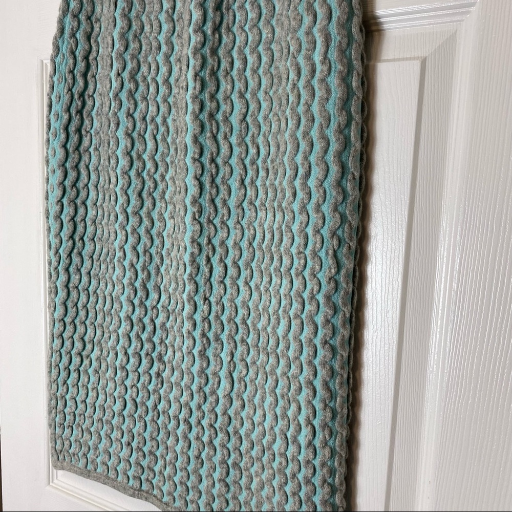 Cashmere Aqua and Gray Knit Pencil Skirt - Picture 2 of 5
